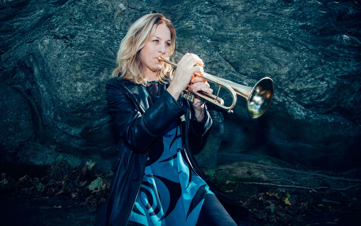 Testimonial von Jazzmusikerin Ingrid Jensen zu Künstler-Website und Online Marketing Mainz